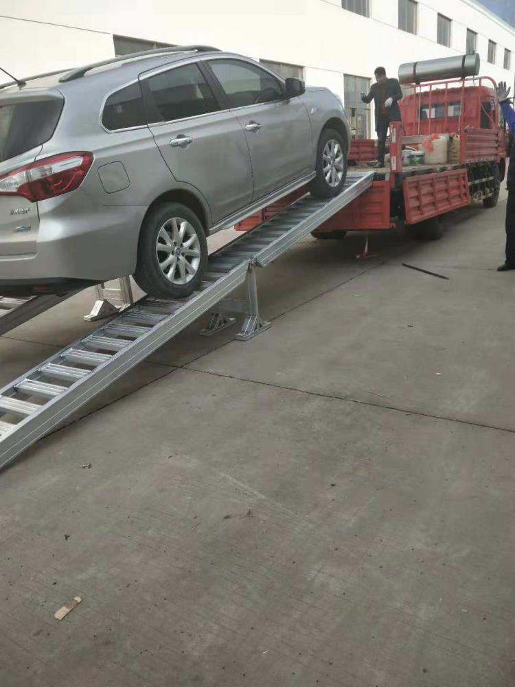 广东省打桩机装载机铝爬梯铝梯上车8米拼接加长铝爬梯