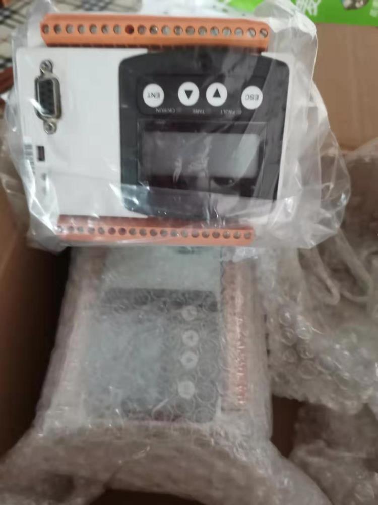 芬兰科尼起重机变频器D2L018FP51AON