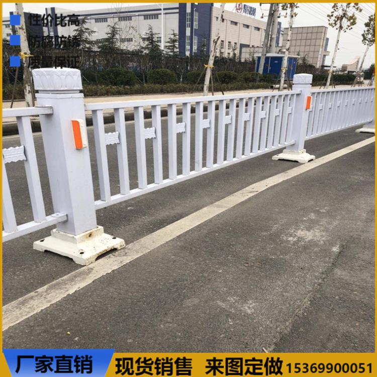 道路護(hù)欄  道路城市護(hù)欄 護(hù)欄道路廠家 道路公路護(hù)欄