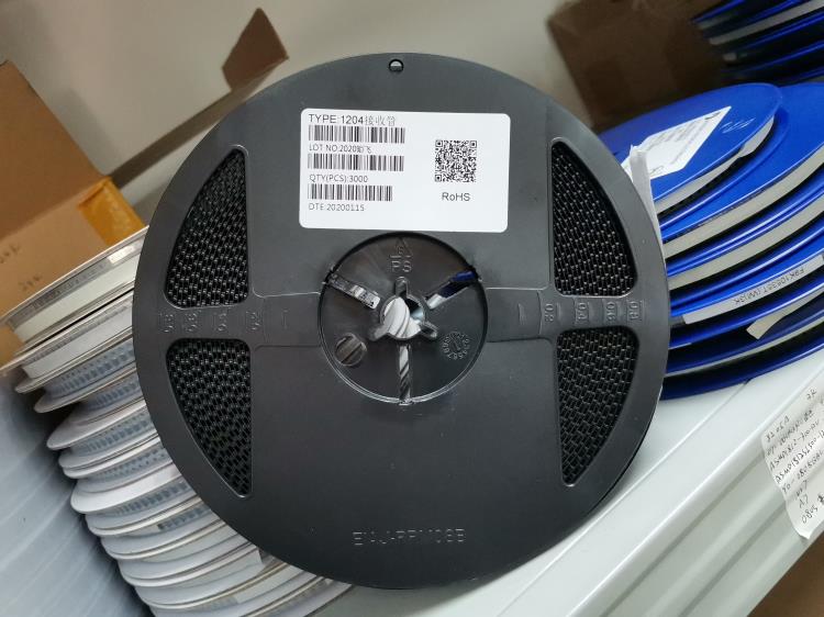 紅外接收二極管 PD42-21C TR8 臺灣芯片封裝