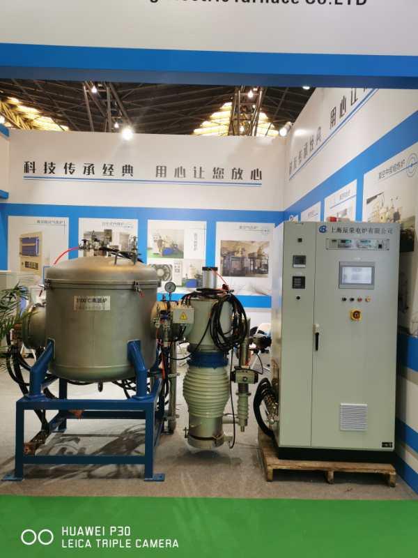 3100度真空感應(yīng)燒結(jié)爐    上海辰榮電爐