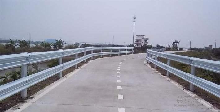 四川波形护栏厂家报价
