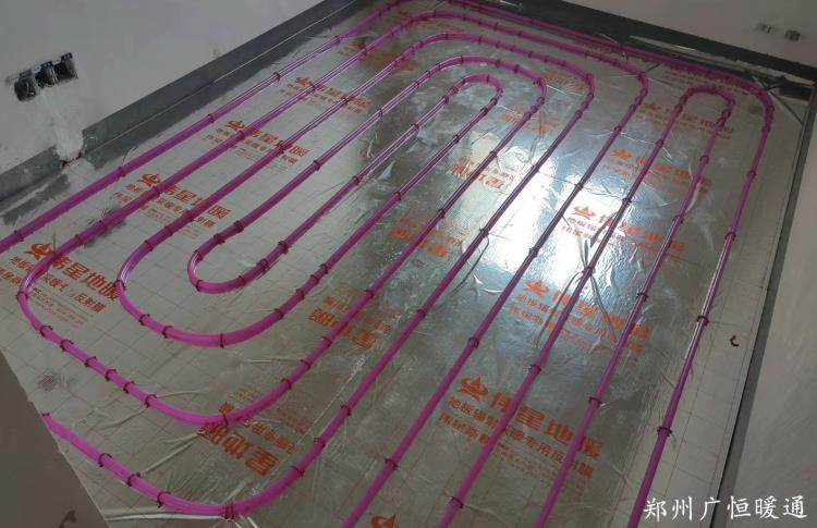 鄭州偉星地暖集中供暖壁掛爐雙系統地暖