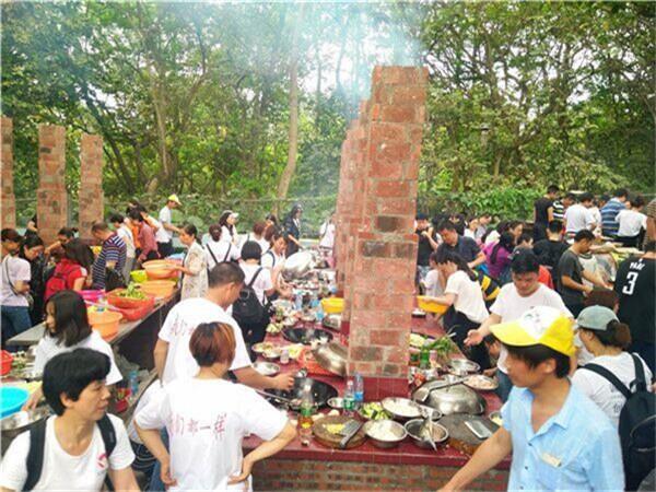 深圳野炊燒烤地方可以柴火做飯場地來鳳凰山野炊場