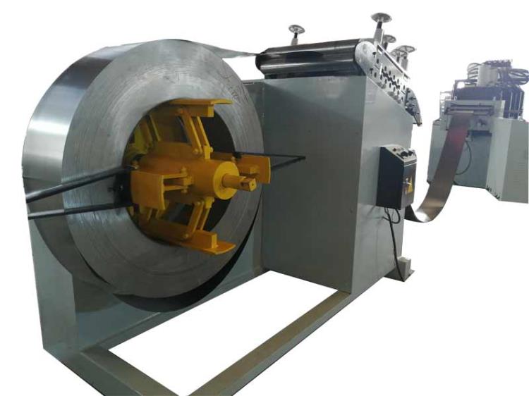 8MF柜架型材自動(dòng)成型機(jī)山東博凌機(jī)械冷彎成型