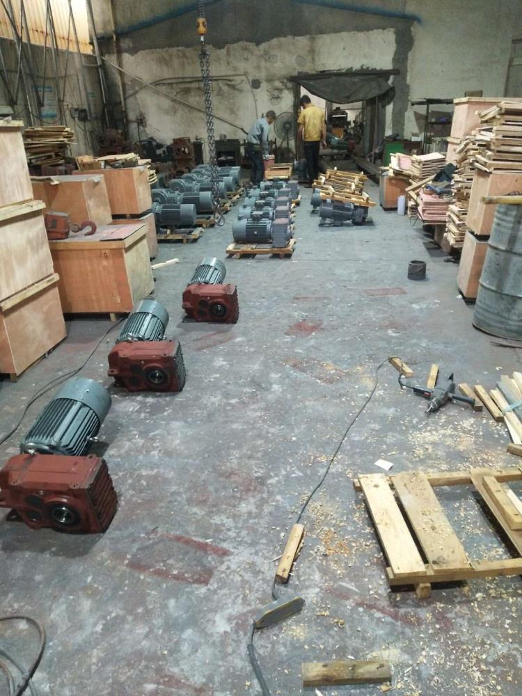 浙江世東傳動減速機