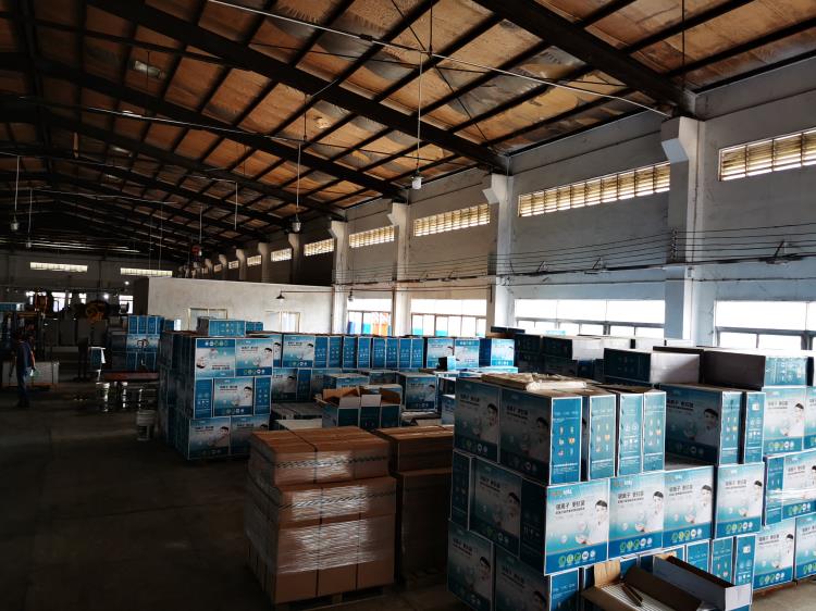 600*600规格白色0.8厚1004型号欧陆品牌吊顶铝扣板