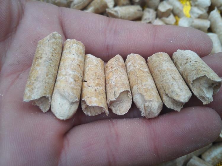 樟子松顆粒燃料8毫米不結焦環保鍋爐燃料