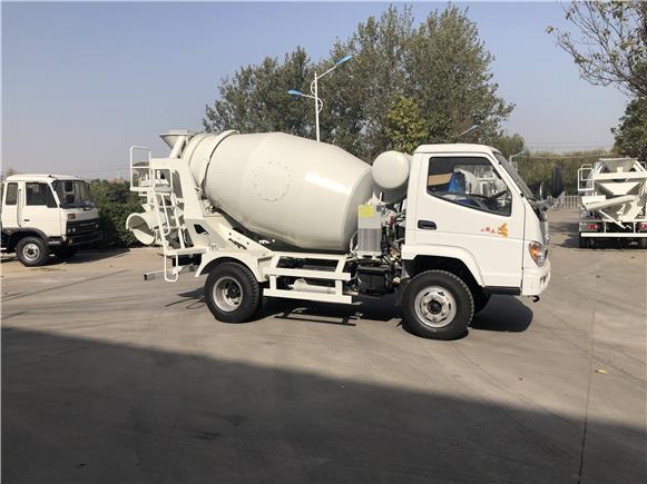 山東唐駿3方攪拌車小型攪拌車