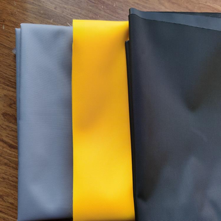 600D阻燃黑色長(zhǎng)絲牛津布帳篷布篷頂布棚頂布