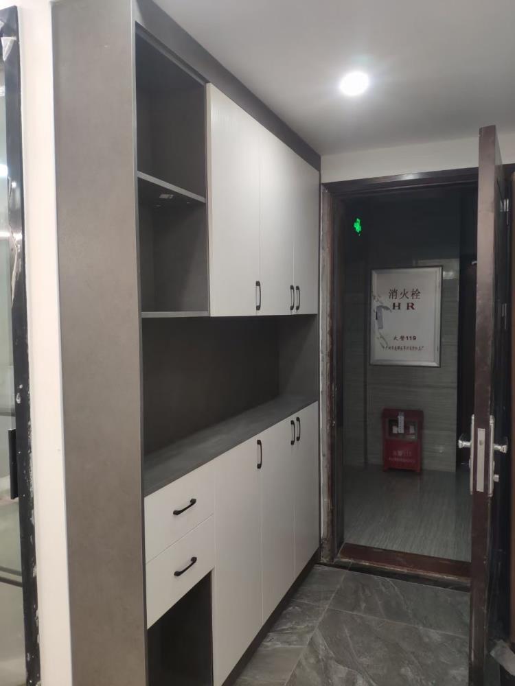 中山 江门 多层板家具定制联系方式 定制衣柜 酒柜 餐边柜