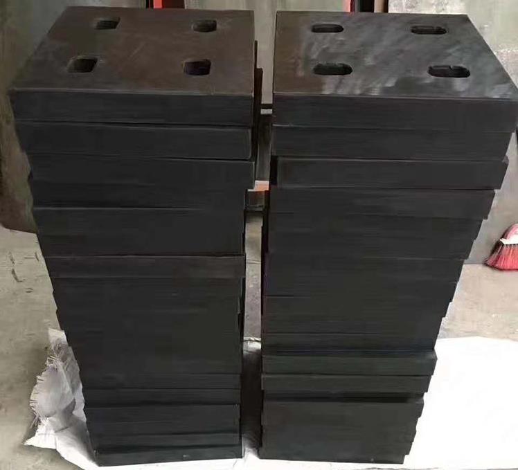 網架帶孔橡膠板A興文網架帶孔橡膠板A網架帶孔橡膠板定制