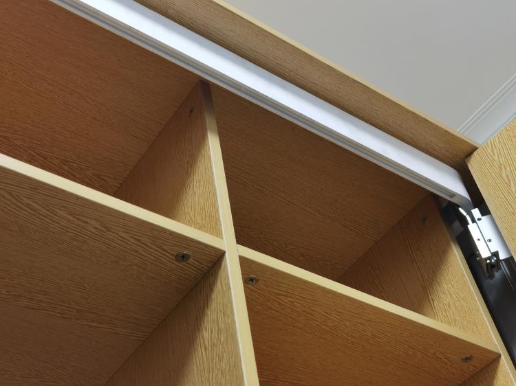 广州轩双隐藏式折叠口袋门先进简便自动复位占用空间小厂家直销