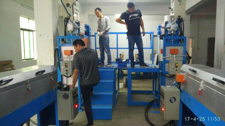 東莞市RC65硅膠管擠出機設(shè)備廠家瑞創(chuàng)機械自產(chǎn)自銷
