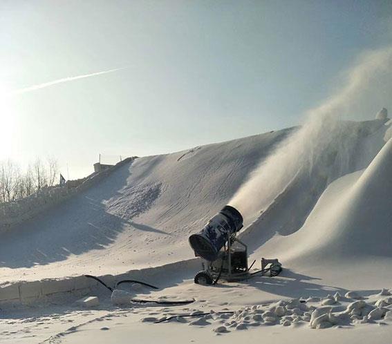 滑雪场场址对造雪机造雪影响大