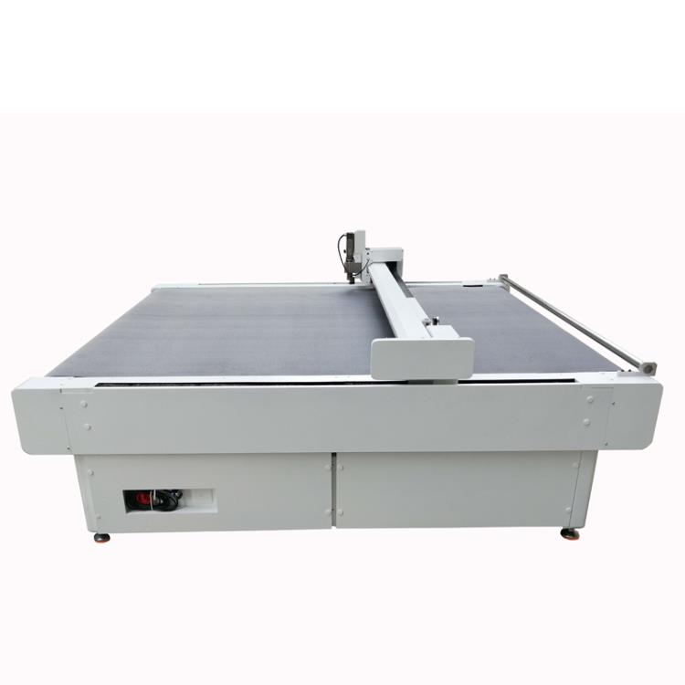 服装裁剪机印花广告圆刀裁切机可定制工作幅面