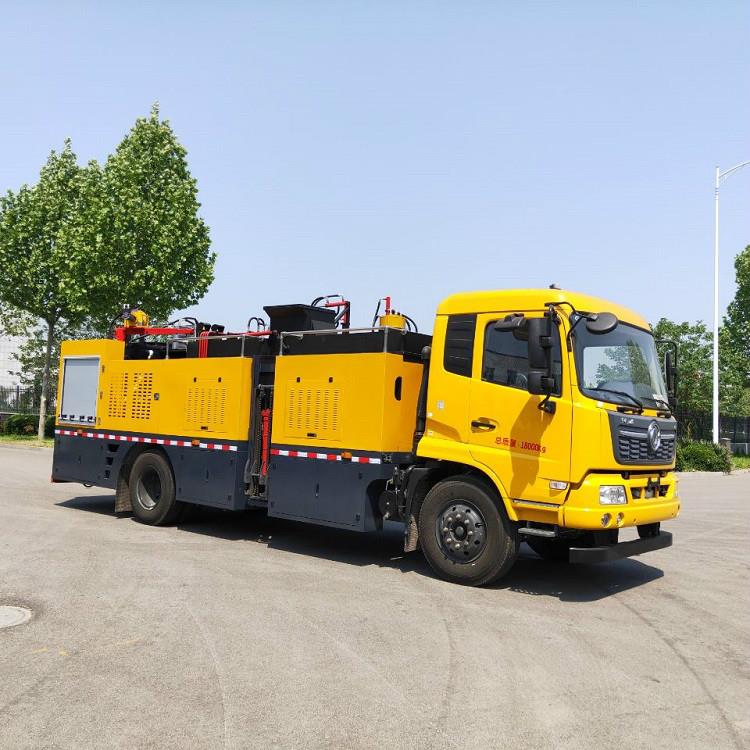 瀝青路面養護設備 瀝青道路養護車 瀝青路面養護車 綜合養護車