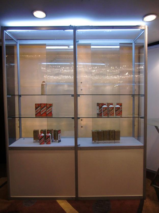 黑色玻璃展柜 展览展示展柜出租